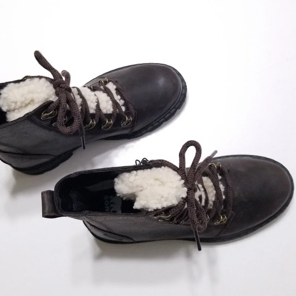 NWOB Sorel Lennox Lace Cozy Waterproof Winter Boots in Blackened Brown Sz 6.5, 7